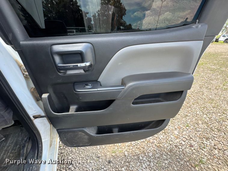 image for item DU9250 2017 Chevrolet Silverado 1500 Crew Cab pickup truck