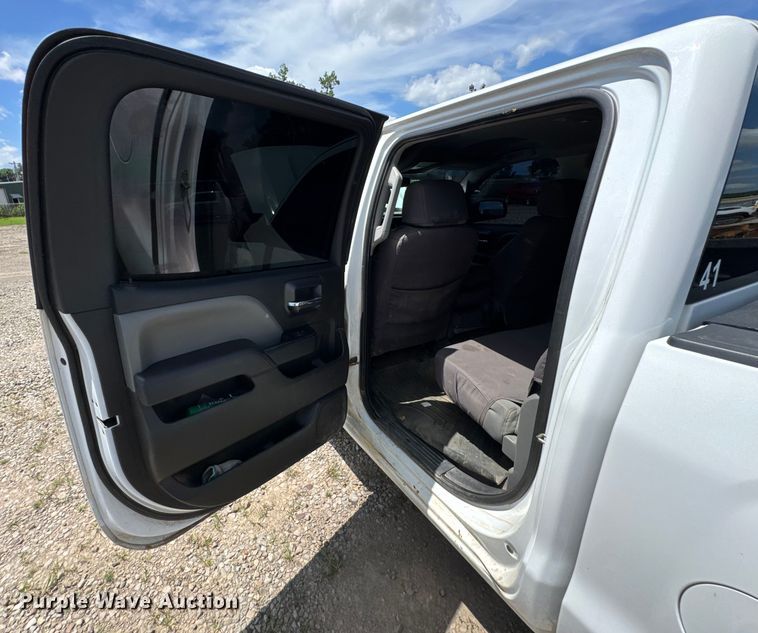 image for item DU9250 2017 Chevrolet Silverado 1500 Crew Cab pickup truck