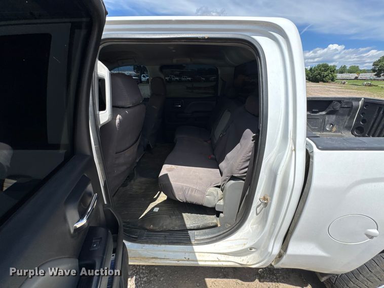 image for item DU9250 2017 Chevrolet Silverado 1500 Crew Cab pickup truck