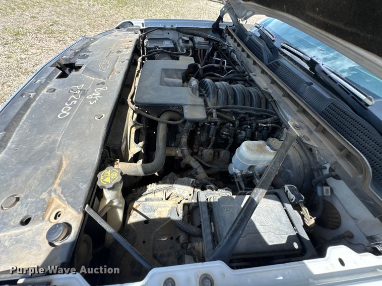 image for item DU9250 2017 Chevrolet Silverado 1500 Crew Cab pickup truck