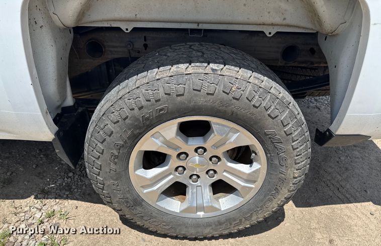 image for item DU9250 2017 Chevrolet Silverado 1500 Crew Cab pickup truck