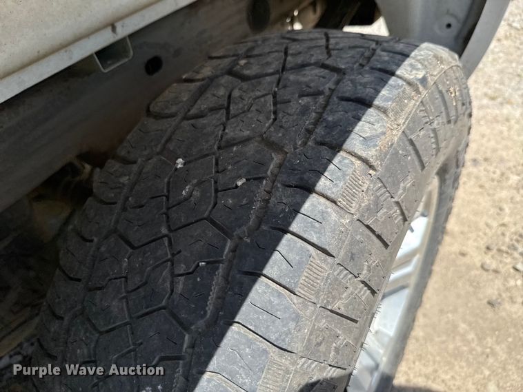 image for item DU9250 2017 Chevrolet Silverado 1500 Crew Cab pickup truck