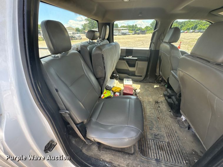 image for item DU9251 2019 Ford F250 Super Duty XL Crew Cab pickup truck