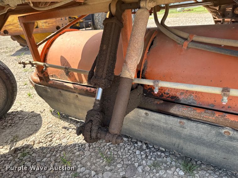 image for item DU9252 2001 Broce CR350 broom