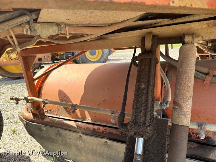 image for item DU9252 2001 Broce CR350 broom