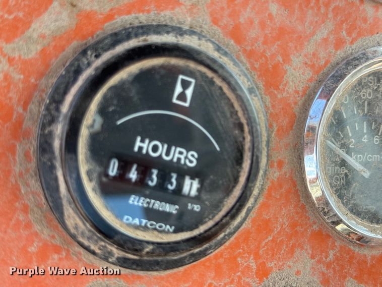 image for item DU9252 2001 Broce CR350 broom