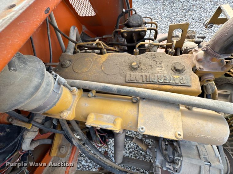 image for item DU9252 2001 Broce CR350 broom