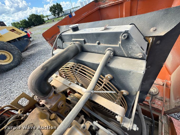 image for item DU9252 2001 Broce CR350 broom