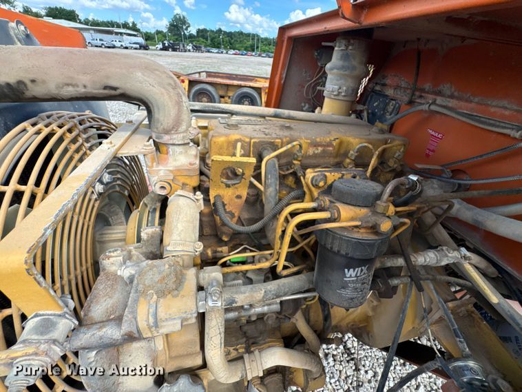 image for item DU9252 2001 Broce CR350 broom