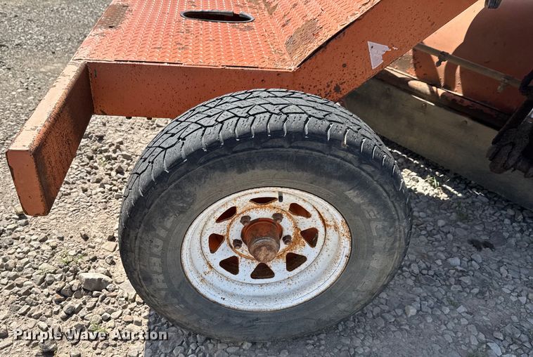 image for item DU9252 2001 Broce CR350 broom