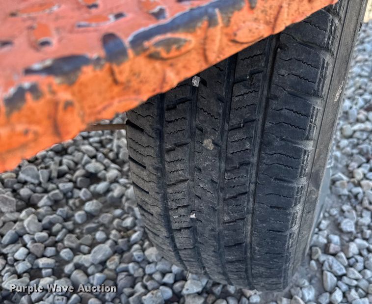 image for item DU9252 2001 Broce CR350 broom