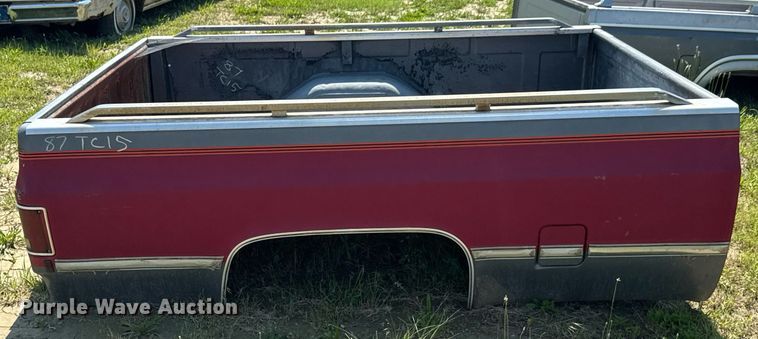 image for item DU9838 Chevrolet pickup truck bed