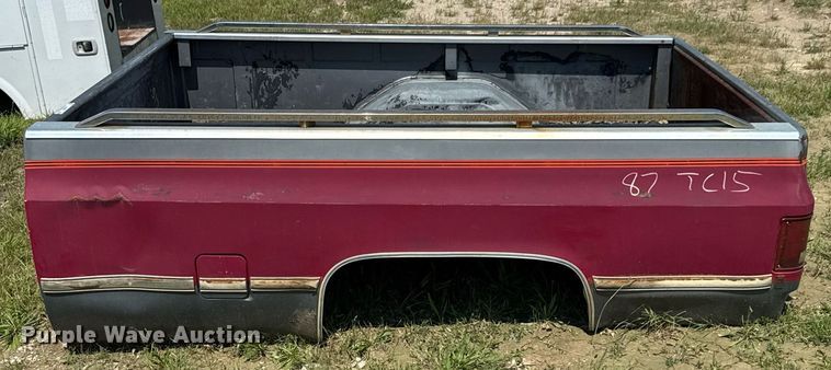 image for item DU9838 Chevrolet pickup truck bed