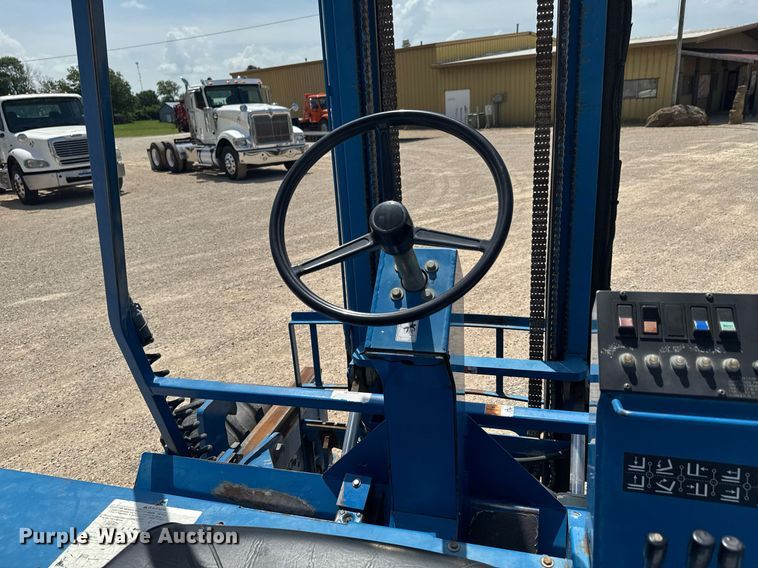 image for item DU9947 1999 Teledyne Princeton D50 forklift