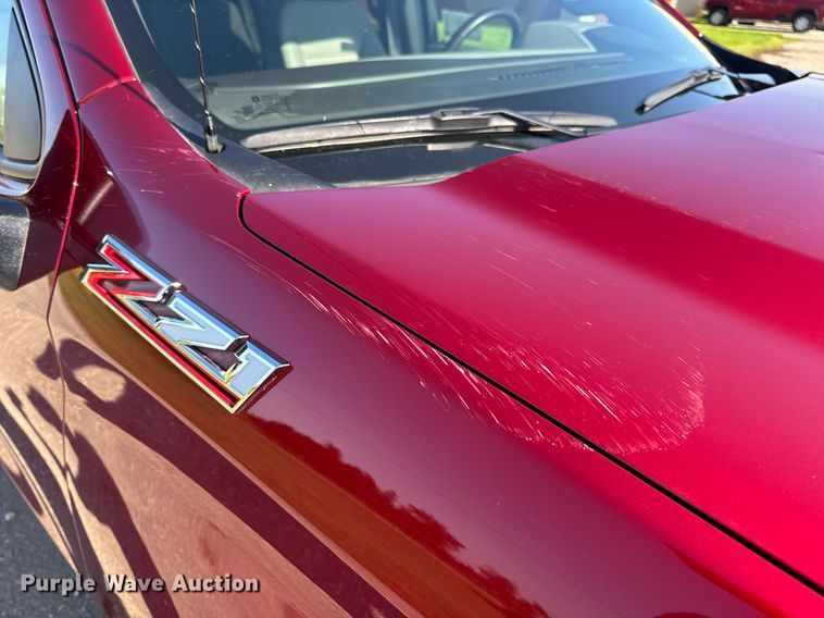 image for item DV4213 2024 Chevrolet Silverado 1500 LT Z71 Crew Cab pickup truck