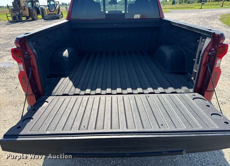 image for item DV4213 2024 Chevrolet Silverado 1500 LT Z71 Crew Cab pickup truck
