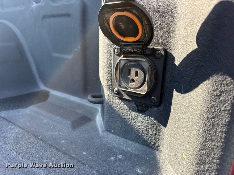 image for item DV4213 2024 Chevrolet Silverado 1500 LT Z71 Crew Cab pickup truck