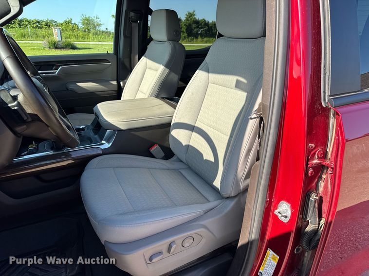 image for item DV4213 2024 Chevrolet Silverado 1500 LT Z71 Crew Cab pickup truck