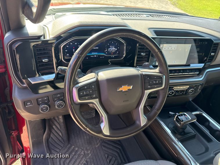 image for item DV4213 2024 Chevrolet Silverado 1500 LT Z71 Crew Cab pickup truck