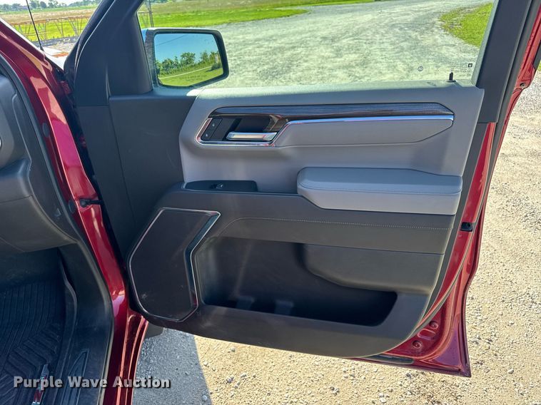 image for item DV4213 2024 Chevrolet Silverado 1500 LT Z71 Crew Cab pickup truck