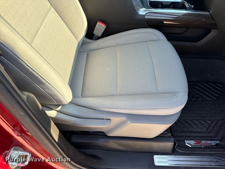 image for item DV4213 2024 Chevrolet Silverado 1500 LT Z71 Crew Cab pickup truck