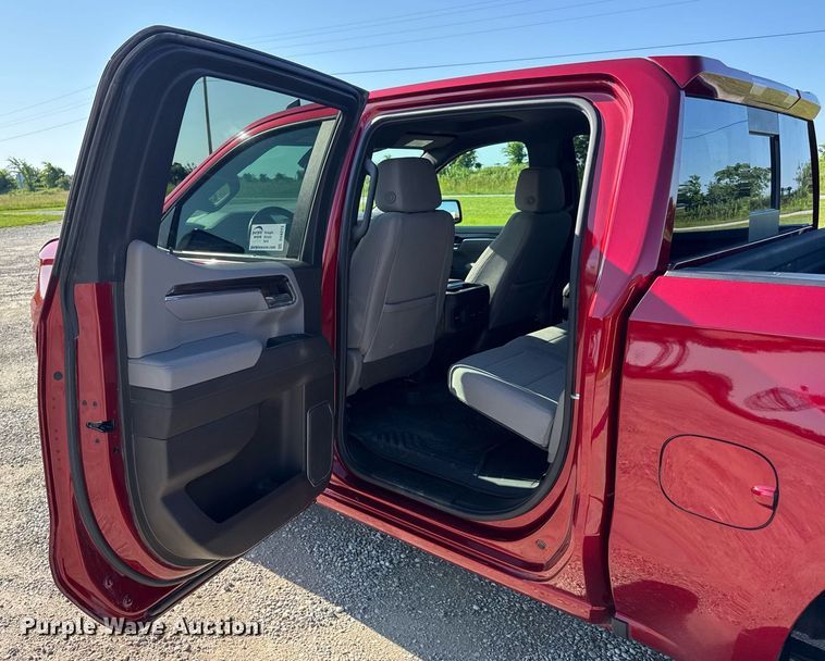 image for item DV4213 2024 Chevrolet Silverado 1500 LT Z71 Crew Cab pickup truck