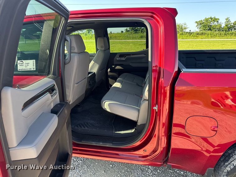 image for item DV4213 2024 Chevrolet Silverado 1500 LT Z71 Crew Cab pickup truck