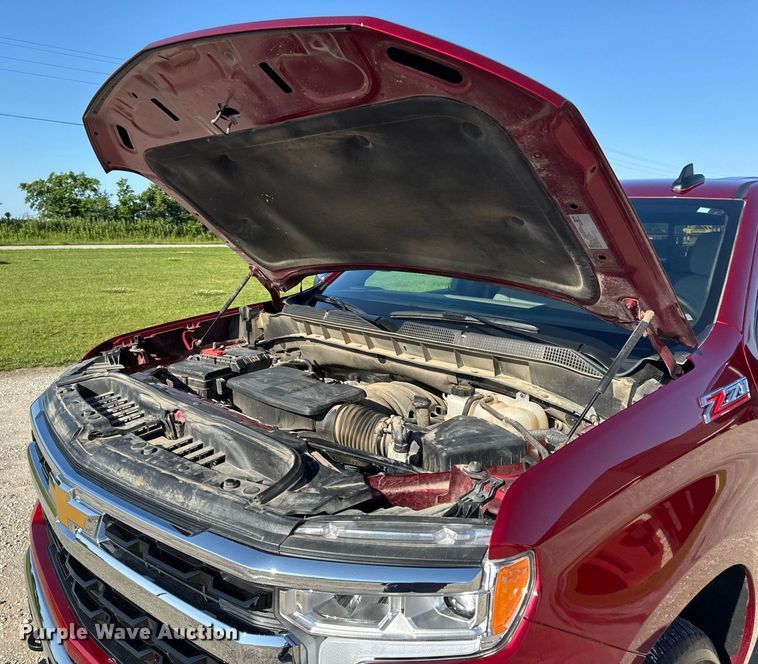 image for item DV4213 2024 Chevrolet Silverado 1500 LT Z71 Crew Cab pickup truck