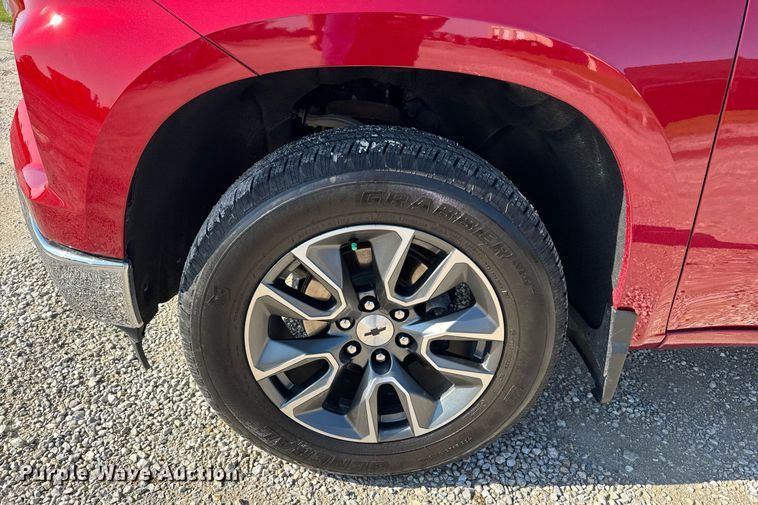 image for item DV4213 2024 Chevrolet Silverado 1500 LT Z71 Crew Cab pickup truck