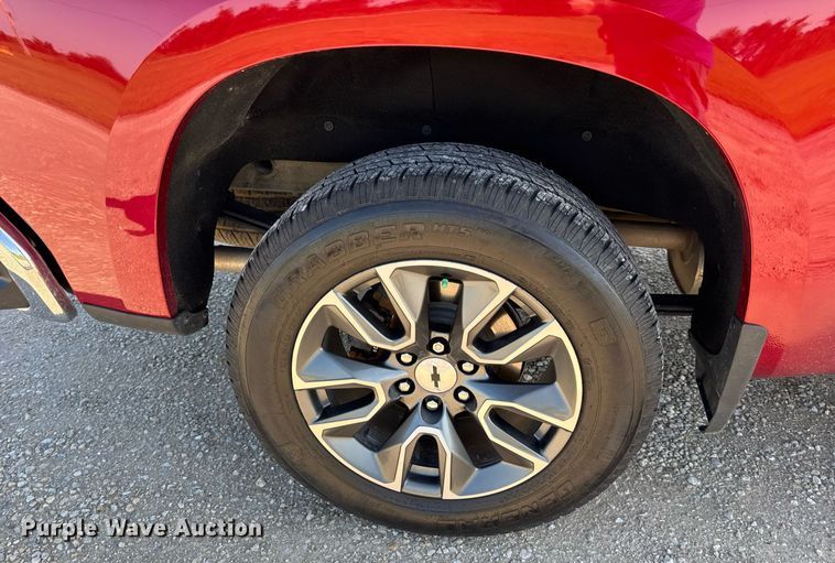 image for item DV4213 2024 Chevrolet Silverado 1500 LT Z71 Crew Cab pickup truck