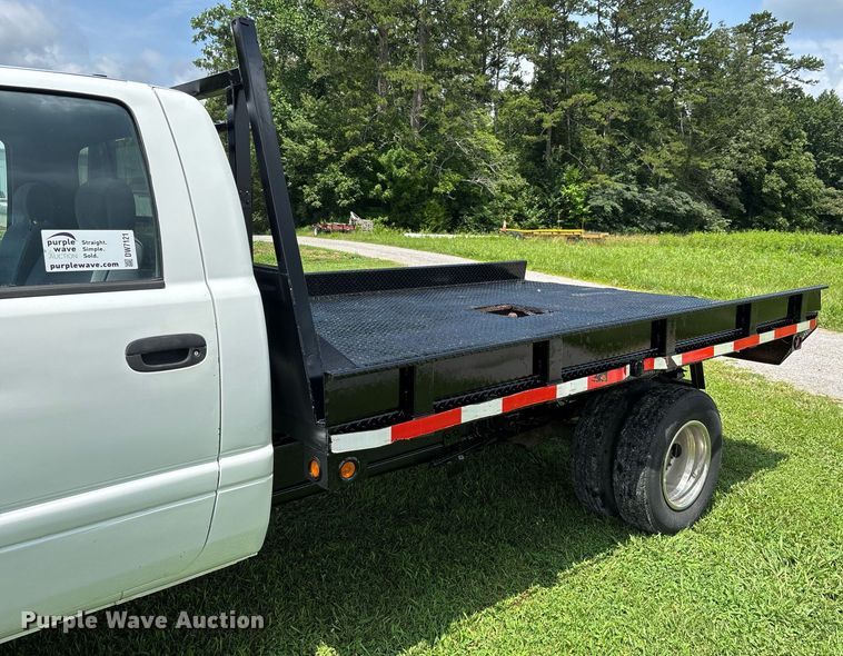 image for item DW7121 1995 Dodge Ram 3500 flatbed pickup truck