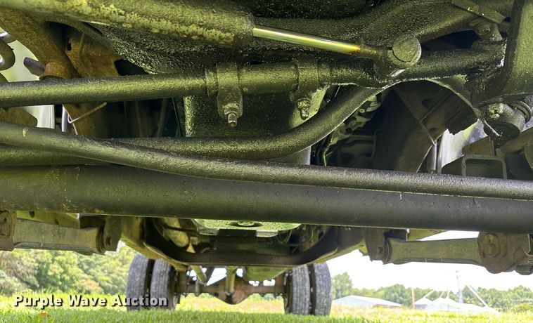 image for item DW7121 1995 Dodge Ram 3500 flatbed pickup truck