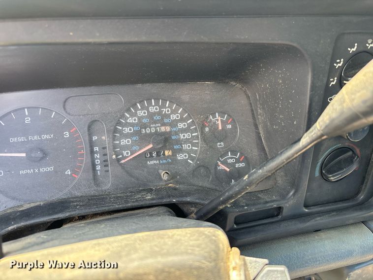 image for item DW7121 1995 Dodge Ram 3500 flatbed pickup truck