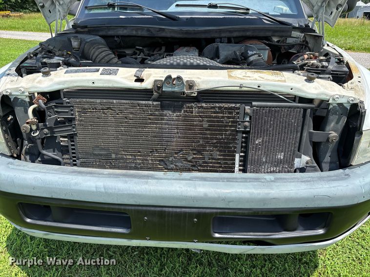 image for item DW7121 1995 Dodge Ram 3500 flatbed pickup truck