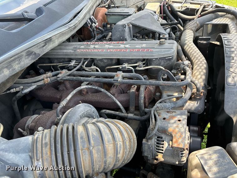 image for item DW7121 1995 Dodge Ram 3500 flatbed pickup truck