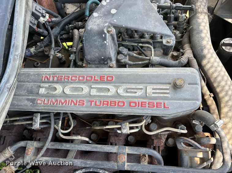 image for item DW7121 1995 Dodge Ram 3500 flatbed pickup truck