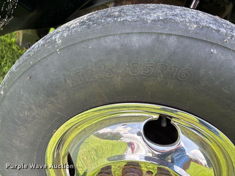 image for item DW7121 1995 Dodge Ram 3500 flatbed pickup truck