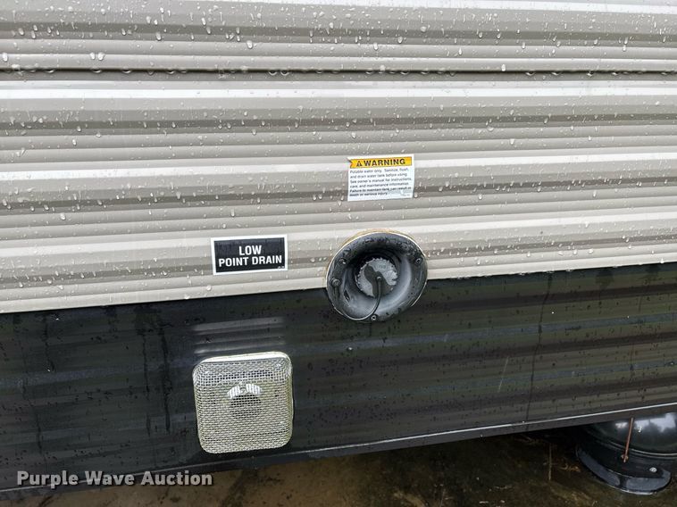 image for item DW7123 2020 Starcraft Autumn Ridge camper