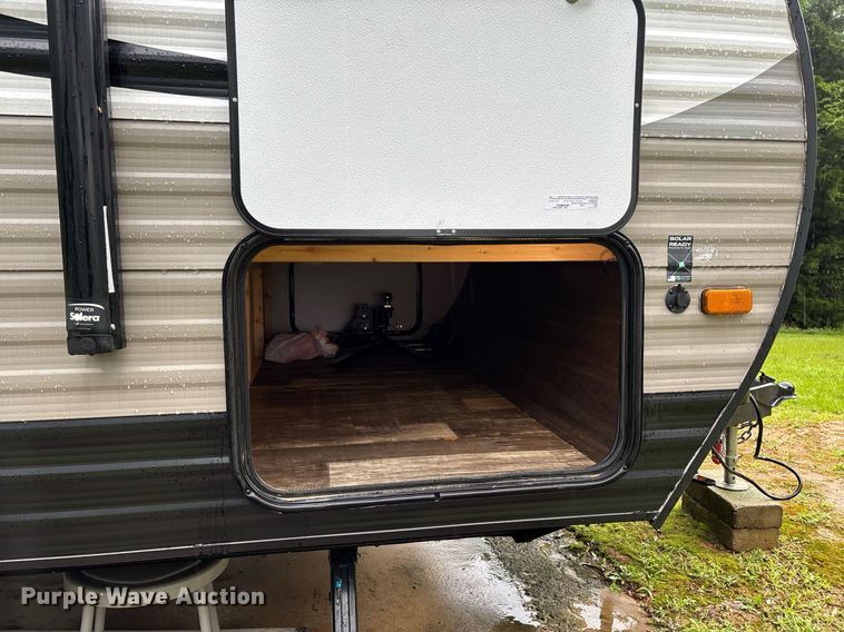 image for item DW7123 2020 Starcraft Autumn Ridge camper