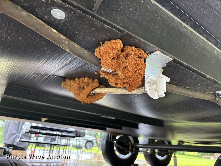 image for item DW7123 2020 Starcraft Autumn Ridge camper