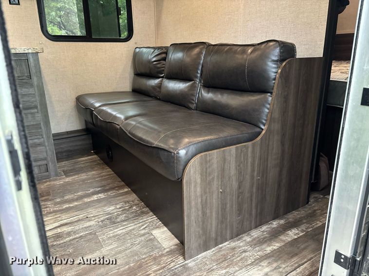 image for item DW7123 2020 Starcraft Autumn Ridge camper