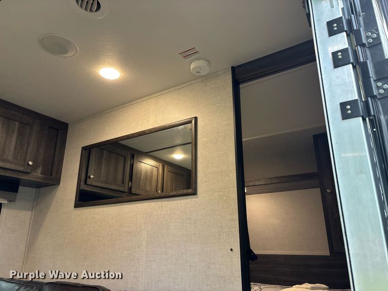 image for item DW7123 2020 Starcraft Autumn Ridge camper