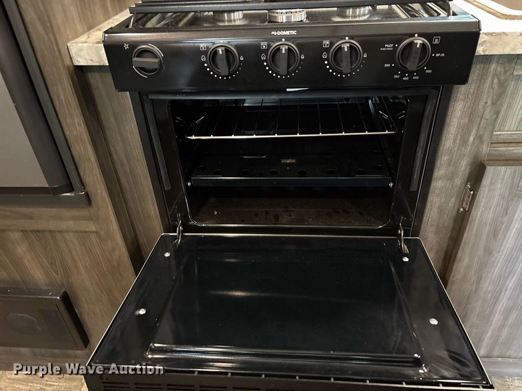 image for item DW7123 2020 Starcraft Autumn Ridge camper