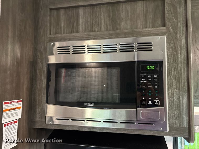 image for item DW7123 2020 Starcraft Autumn Ridge camper