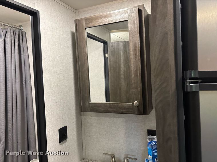 image for item DW7123 2020 Starcraft Autumn Ridge camper