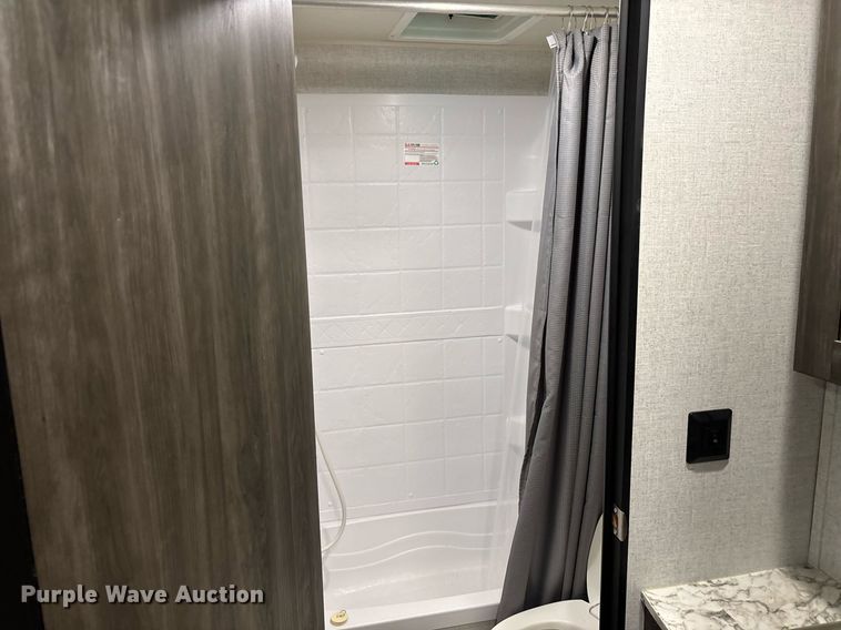 image for item DW7123 2020 Starcraft Autumn Ridge camper