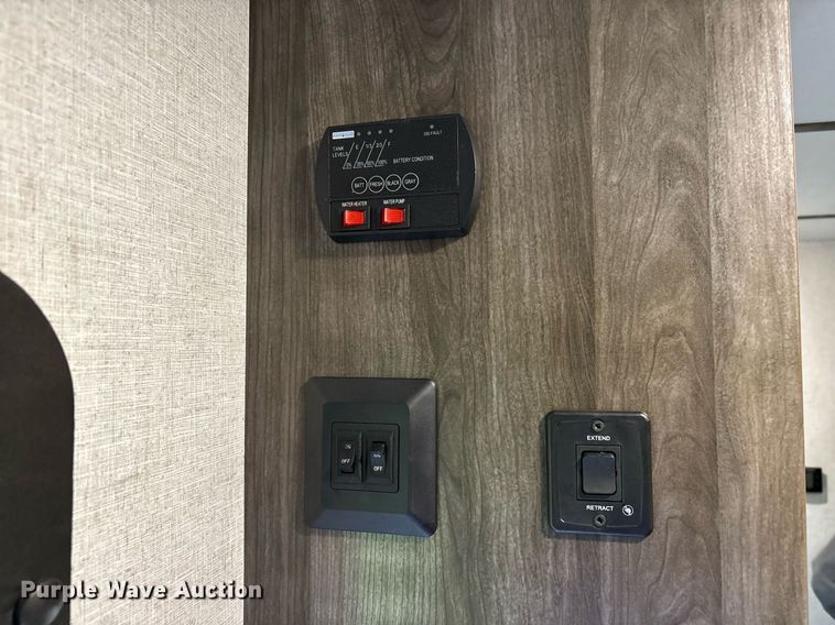 image for item DW7123 2020 Starcraft Autumn Ridge camper