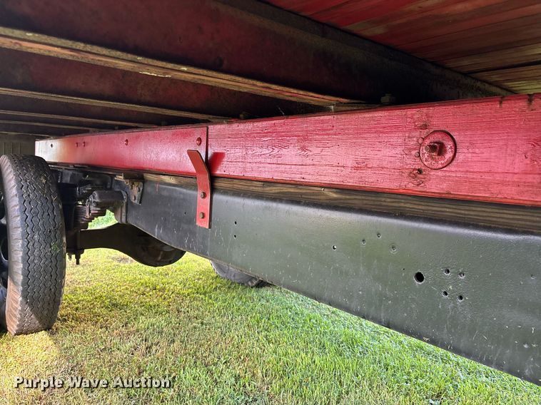 image for item DW7124 1959 Ford F600 Custom Cab grain truck