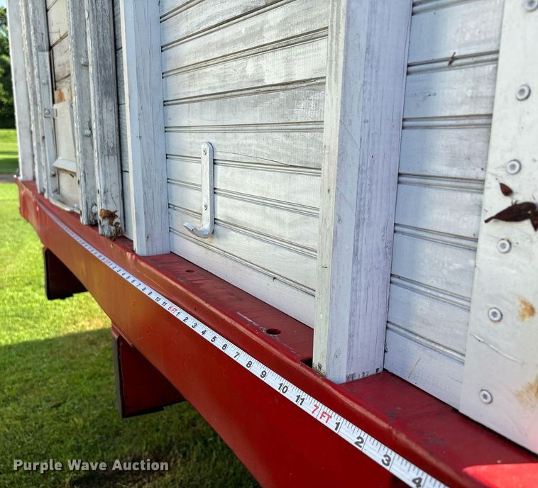 image for item DW7124 1959 Ford F600 Custom Cab grain truck