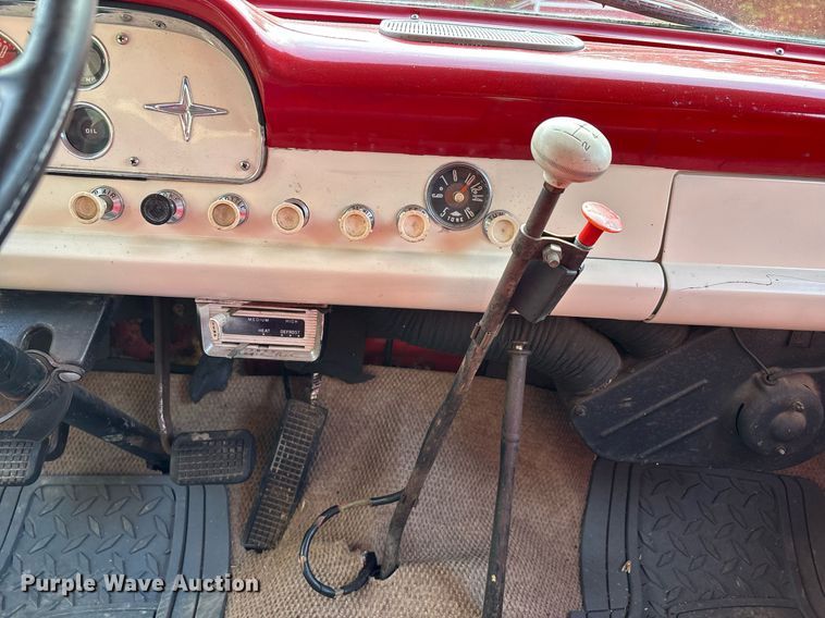 image for item DW7124 1959 Ford F600 Custom Cab grain truck